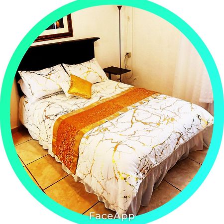 Great Savannah Guesthouse Sabana Grande Екстериор снимка