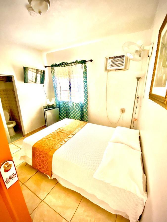 Great Savannah Guesthouse Sabana Grande Екстериор снимка