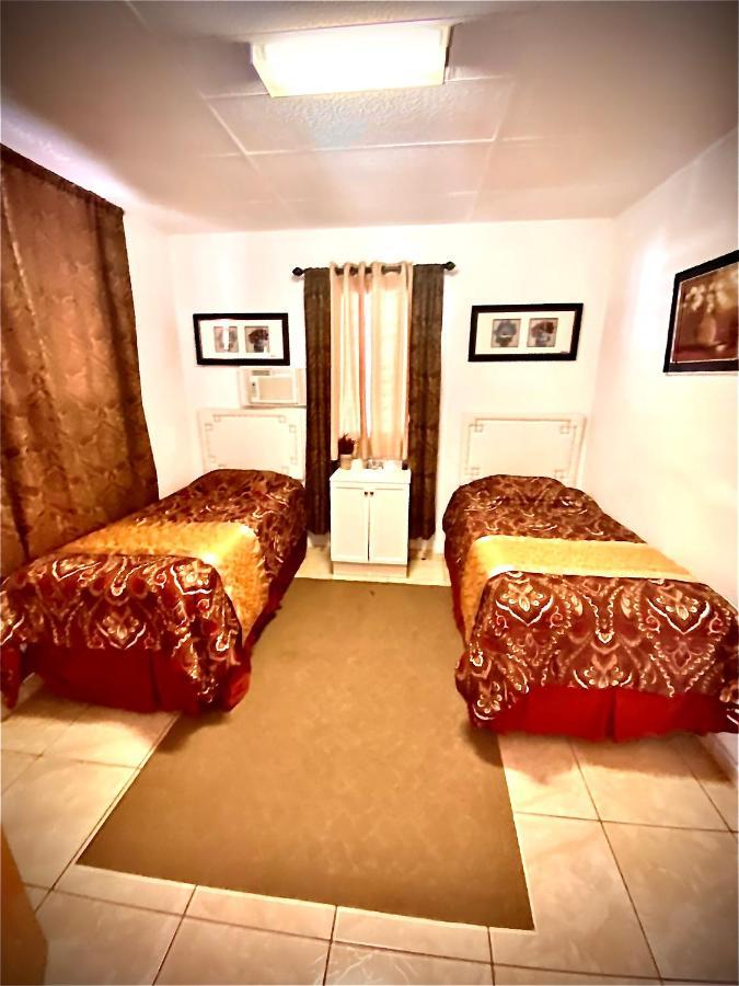 Great Savannah Guesthouse Sabana Grande Екстериор снимка