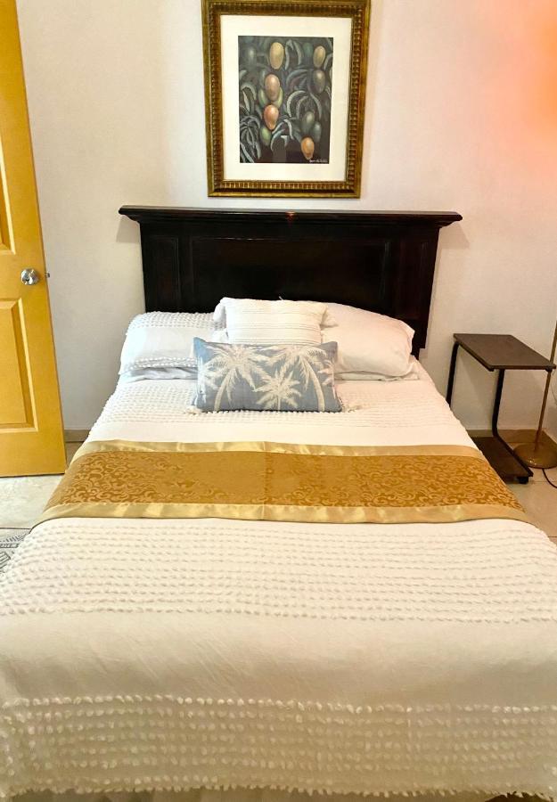 Great Savannah Guesthouse Sabana Grande Екстериор снимка